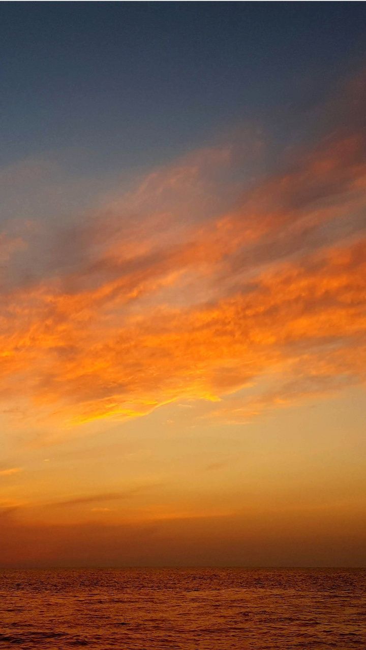 warm orange aesthetic design ideas